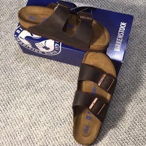 WMNS Birkenstock Arizona Sandals